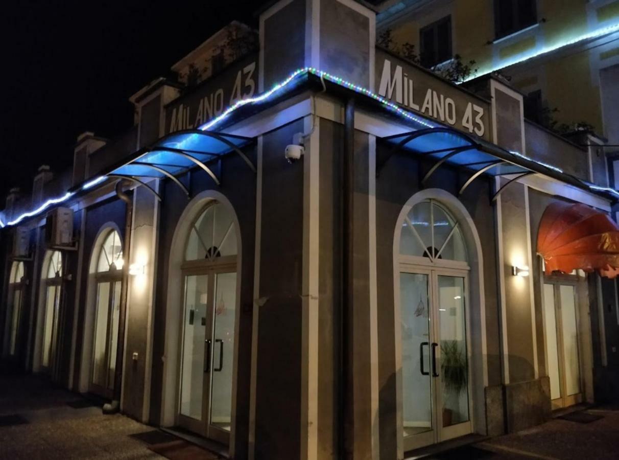 نوفارا Hotel La Cupola المظهر الخارجي الصورة
